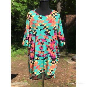 LuLaRoe High Low Multi Color Top Sz M